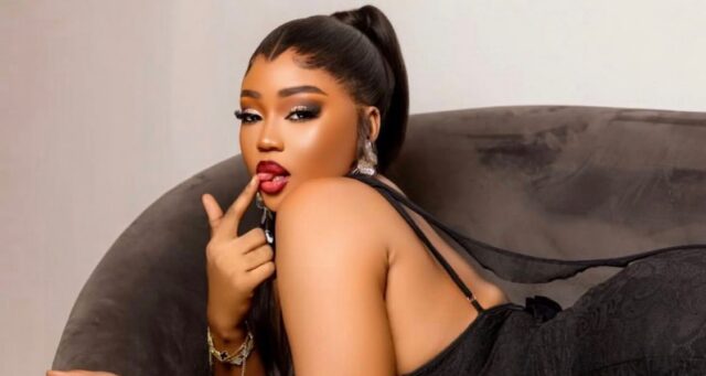 radieuse actrice sénégalaise Simeone